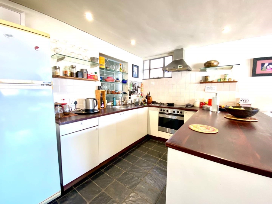 3 Bedroom Property for Sale in Gardens Western Cape
